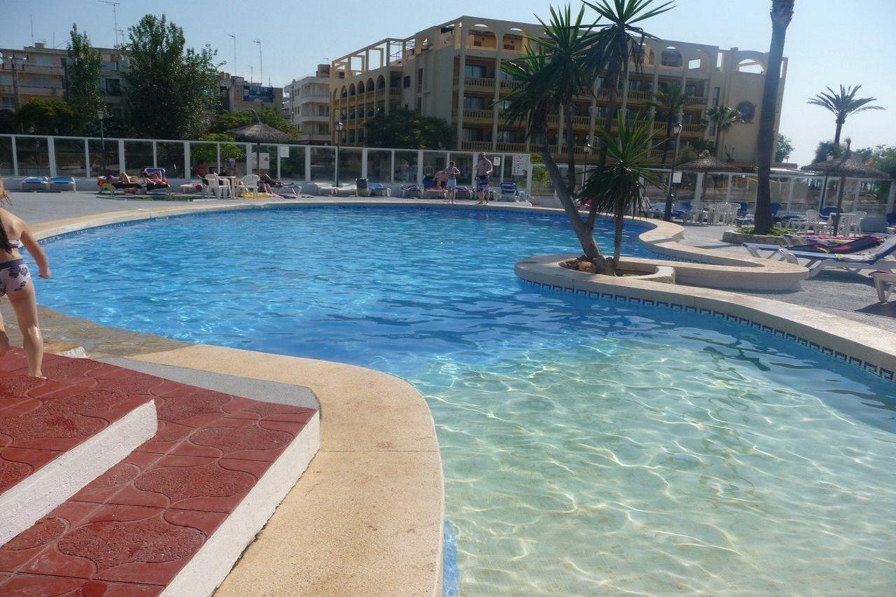 Apartamentos Playa Moreia S'Illot  Esterno foto