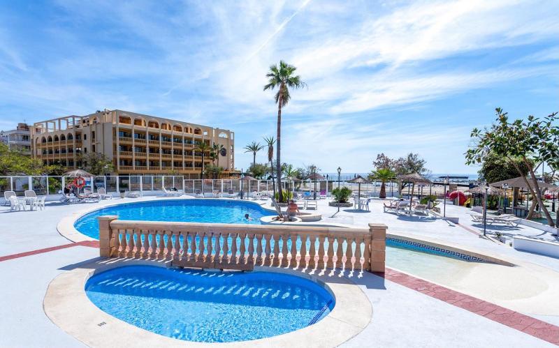 Apartamentos Playa Moreia S'Illot  Esterno foto